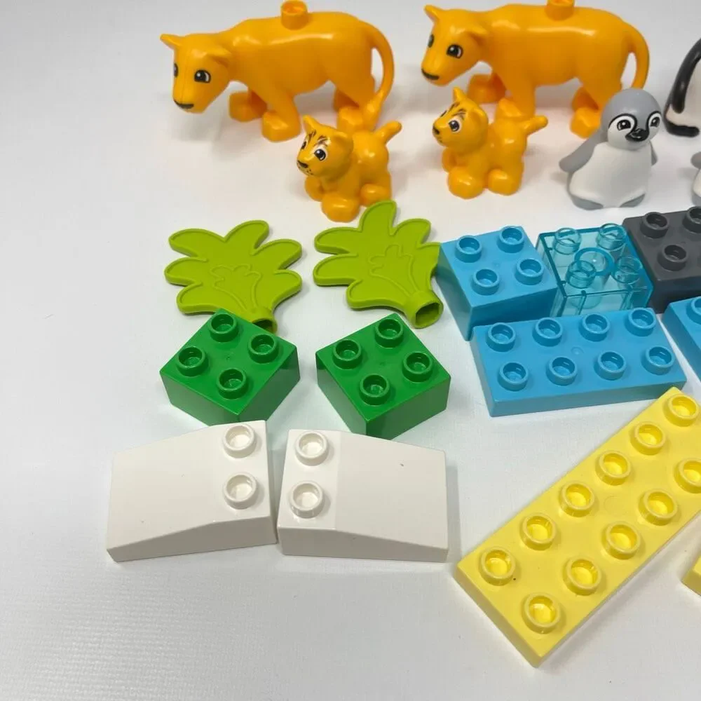 Lego Duplo Animal Families Penguins & Lions 10442 2 Sets Preowned Building Block